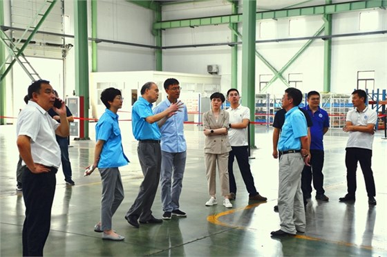 中科大先進技術院來皖南電氣考察 中科大先進技術院來皖南電氣考察
