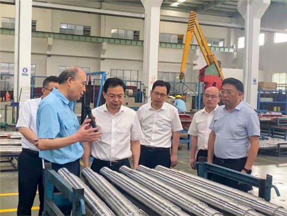 市委書記李中來威能公司調研