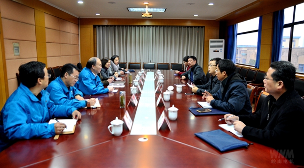 管兵向調研組匯報專利工作情況 管兵向調研組匯報專利工作情況