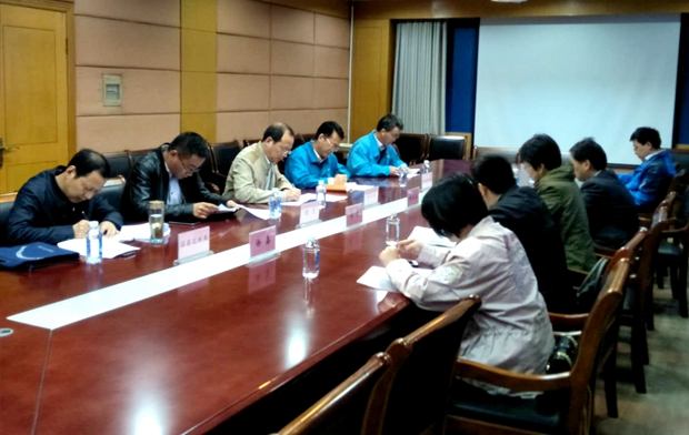 省發改委低碳試點城市調研組來皖南電機調研 省發改委低碳試點城市調研組來皖南電機調研